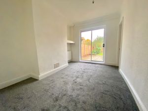 Dining Room- click for photo gallery